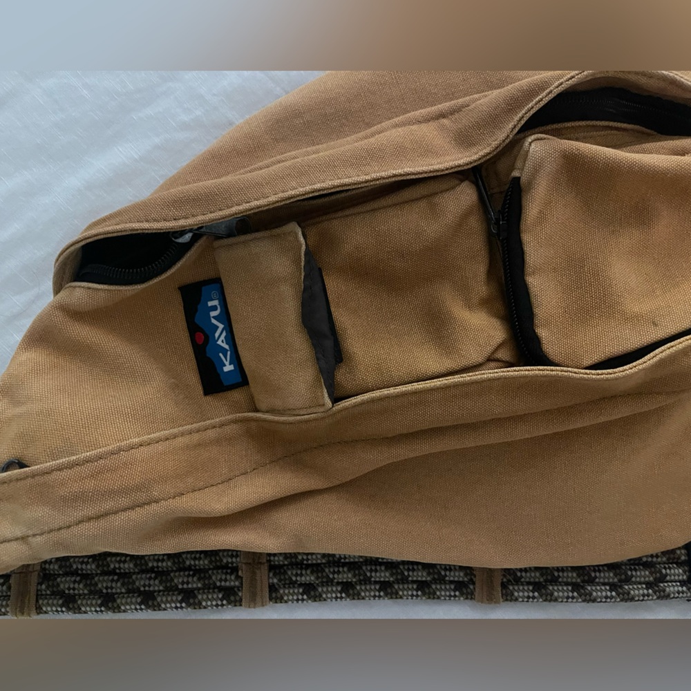 Canvas and rope Kavu Sling Bag - Picture 3 of 11